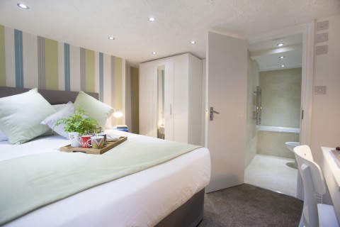 View Full Details for Kennet Court, Reading, Berkshire