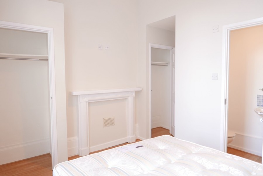 Images for Flat 2, 38 Russell Street
