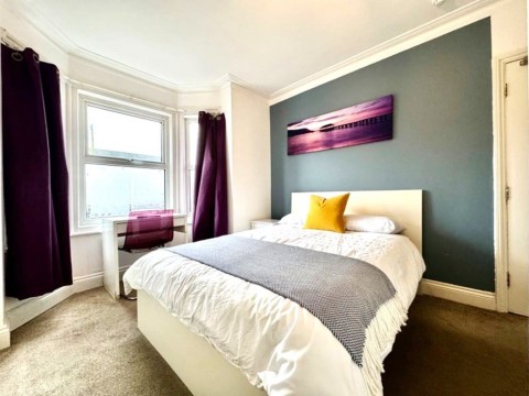 View Full Details for Pangbourne Street, Reading